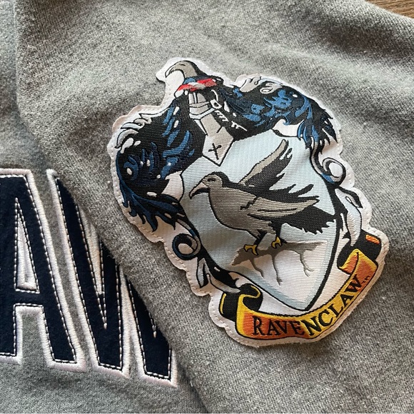 Harry potter Ravenclaw Sweatshirt - Picture 4 of 5